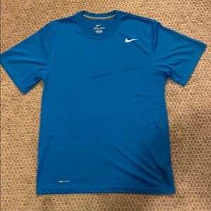 Men’s Nike Drifit Shirt